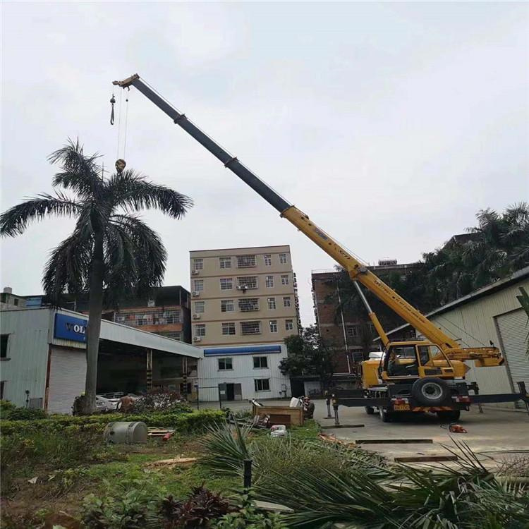 成都汽车吊出租多少钱？全面解析与市场行情