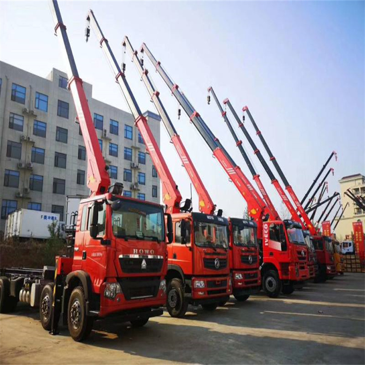 成都租专业吊车电话