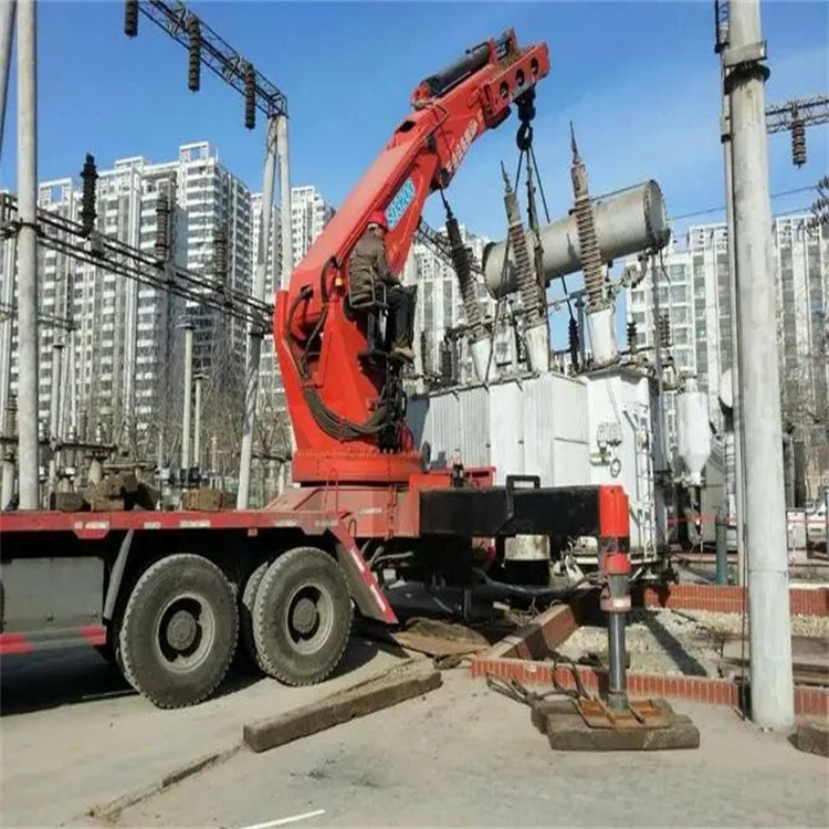 成都就近吊车出租|工地厂房吊装设备租赁|24小时高效响应