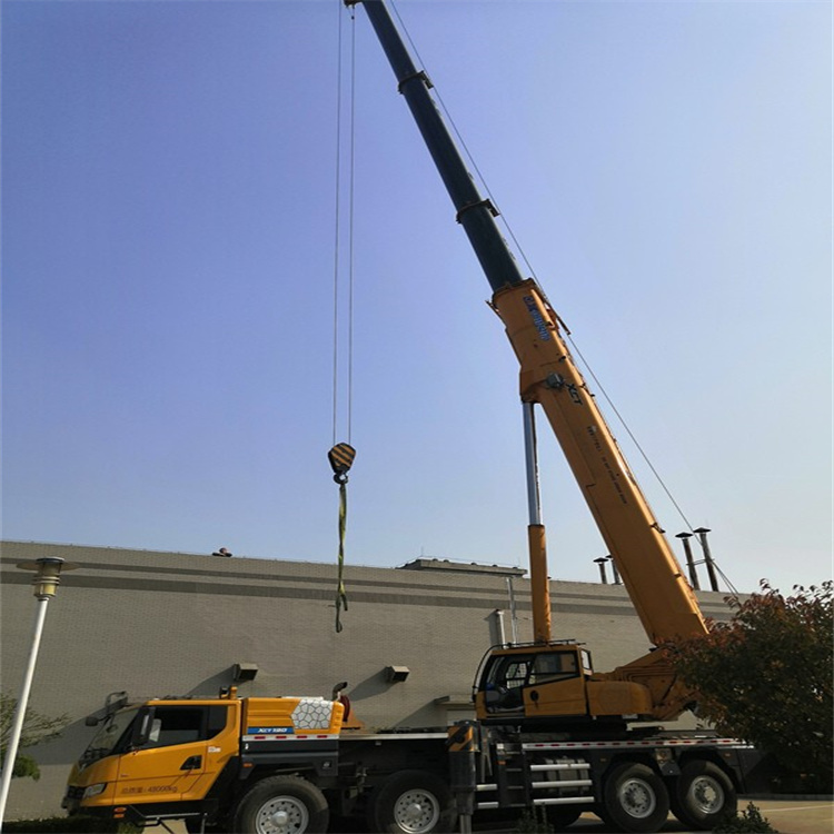 成都 选择汽车吊租赁的秘诀与联系方式指南