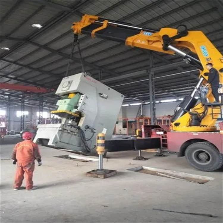 成都80吨折臂吊车出租附近电话