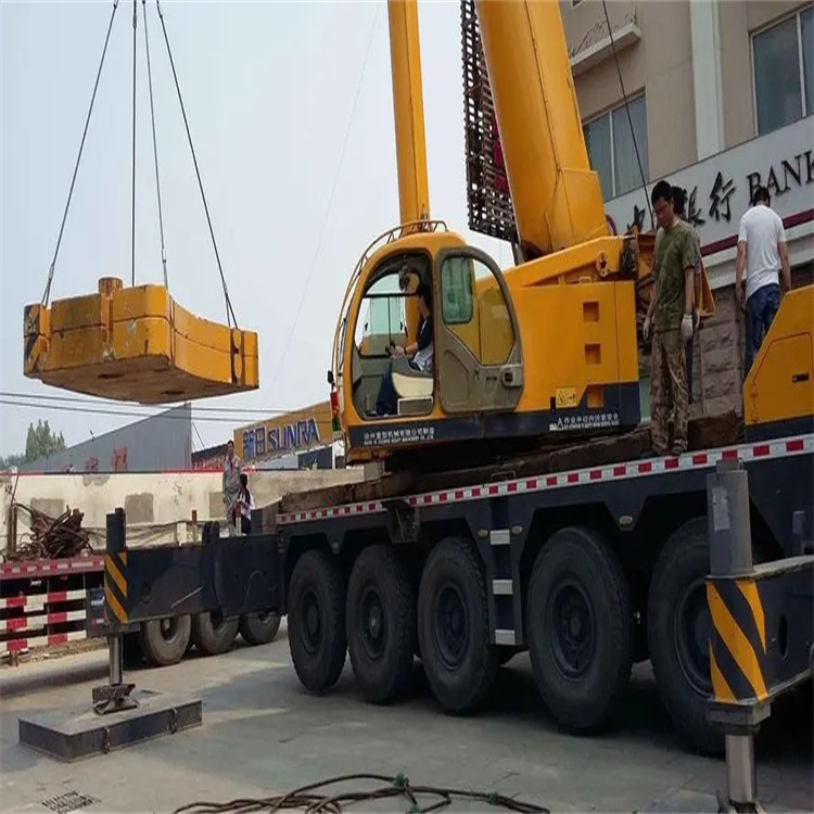 成都吊车怎么吊玻璃